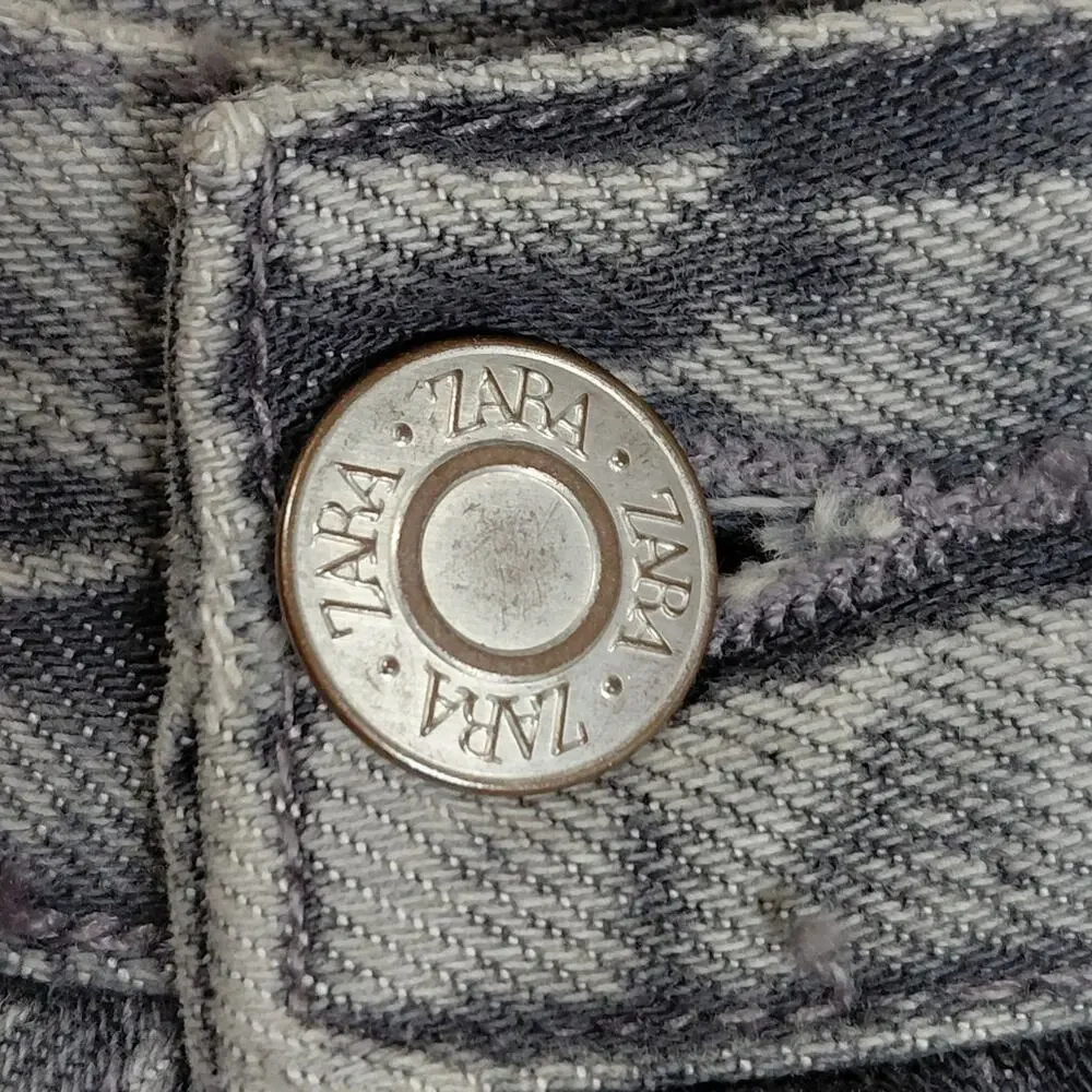 Zara Gray Acid Wash Distressed Button Fly Straight Leg Jeans Women Size 2